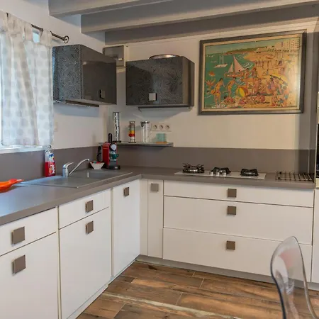 Chez Tonton Henri, Maison De Pecheur Holiday home *